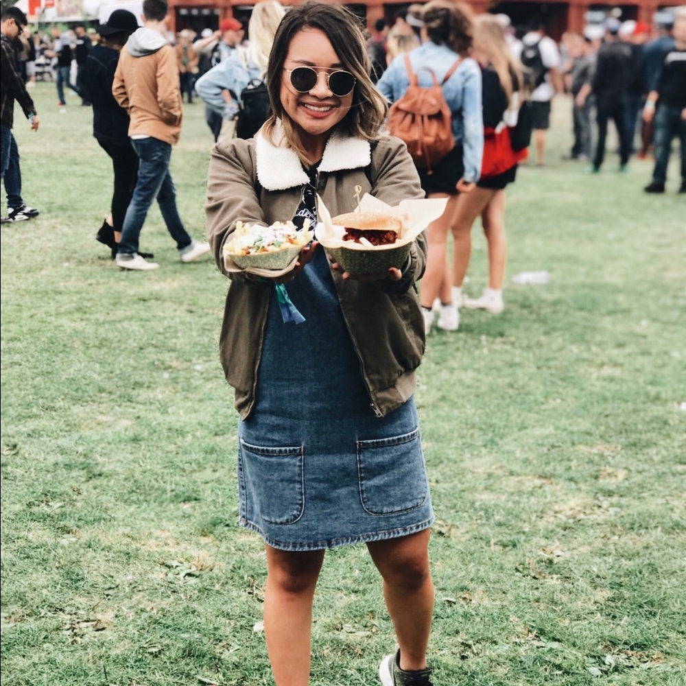 BRANDY MELVILLE SHERPA LINED BOMBER